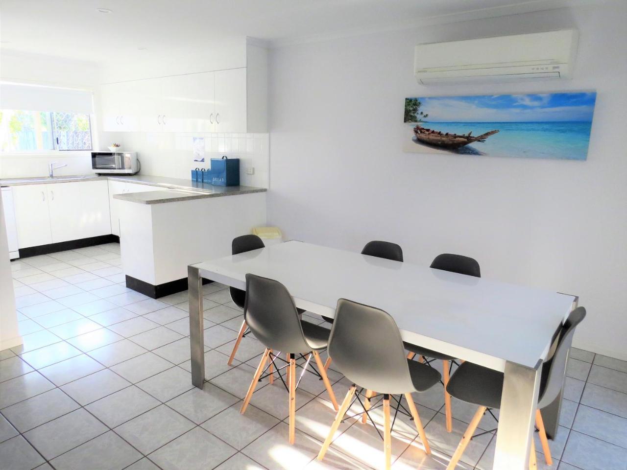 The Shores Holiday Apartments Mackay Eksteriør billede